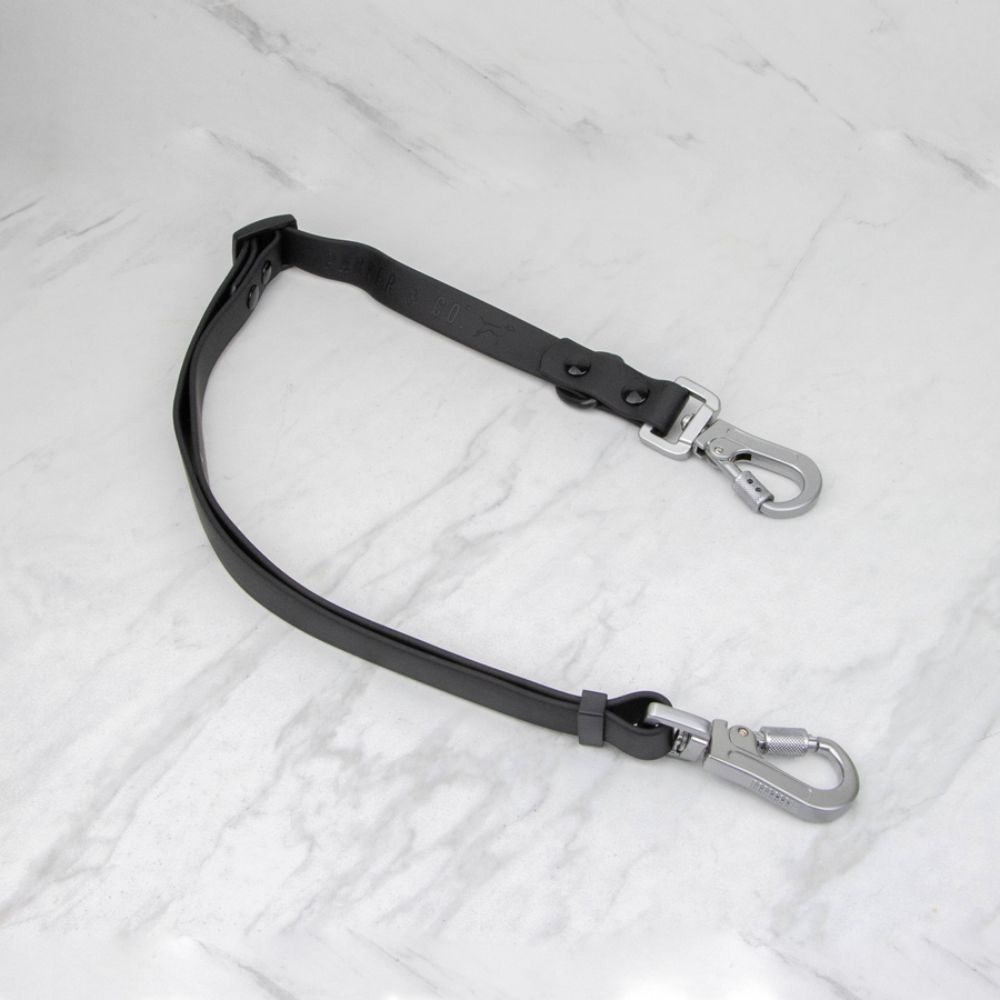 Solace Waterproof Multi-Dog Connector / Traffic Handle