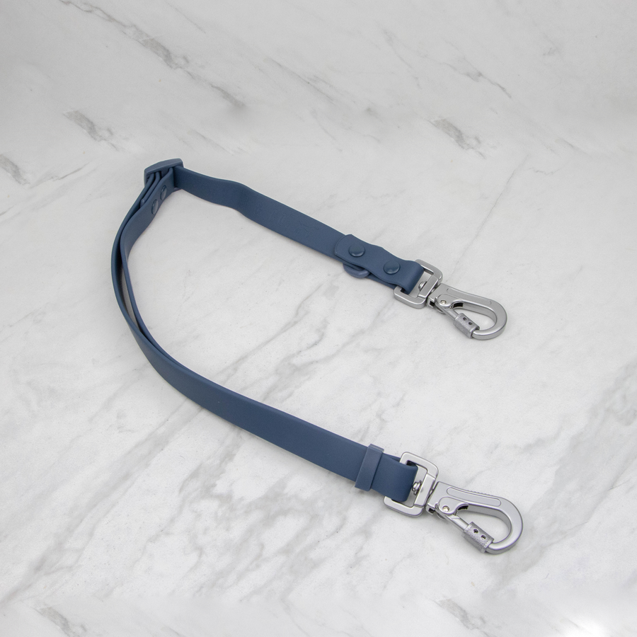 Solace Waterproof Multi-Dog Connector / Traffic Handle